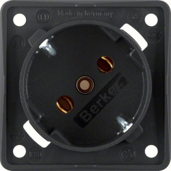 Integro Flow Gniazdo SCHUKO 45st. czarny mat 8418525