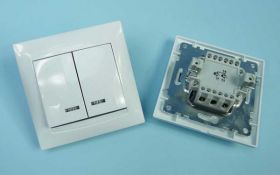 9206-02N P/T WYŁ.PODW.Z PODŚW.LED 10A