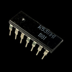 Układ K531LN1 SN7474 (ros. К531ЛН1) w obudowie DIP-14