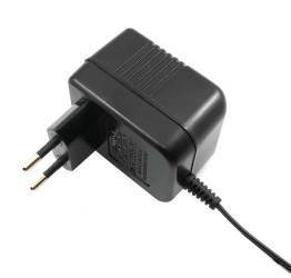 Zasilacz AC/AC Uwy 9V ac Iwy 530mA Złącze 2,1 x 5,5 x 12 mm, biegun dodatni w środku 5W typ wtyczki: Typ C