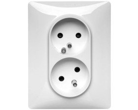 VALENA LIFE Gniazdo podwójne z/u z przesłonami /monoblok/ białe 753186