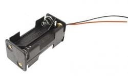 Pojemnik baterii 4x R6, AAA kwadratowy, wyprowadzenia przewody