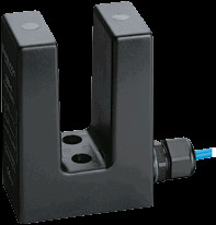 Inductive slot sensor, 2 wire, 1 Form B (N/C), 70132998