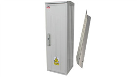 Rozdzielnica Elektryczna, Obudowa Termoutwardzalna Z Kątownikami Typ Oz 26X80...