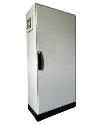 Szafa do magazynów energii 1400x1000x400mm z izolacją termiczną IP55