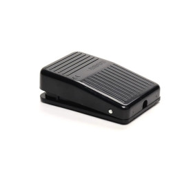 Wyłącznik nożny w obudowie z tworzywa, 1CO, T0-PDM1