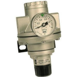 Regulator pneumatyczny we: 10bar G 2 SMC wy: 8.3bar