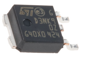 MOSFET N-kanałowy 3 A DPAK (TO-252) 900 V SMD Pojedynczy 90 W 4,8 oma