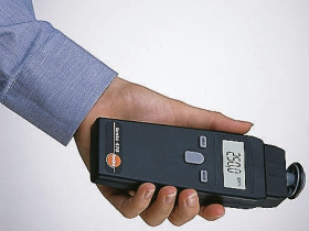 Miernik prędkości kątowej Testo maks. prędkość 99999rpm LCD dokładność ±0,02