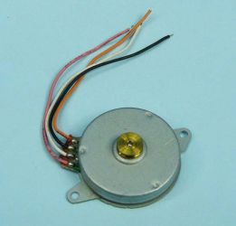 MT-121 24mm SILNIK KROKOWY