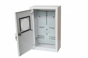 Rozdzielnica natynkowa licznikowa 1x3F na licznik elektroniczny zamek okienko RAL 9003 A-RZ19E