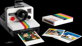 21345 LEGO® Ideas - Polaroid OneStep SX-70 instant camera