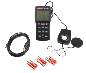 Luksomierz max 99990lx min 0.01 fc, 0.1 lx ±0,02 (XY/800 lx % przy standardowej zmierzonej luminancji A), ±3