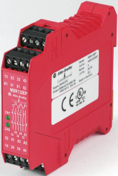 Moduł we/wy bezpieczeństwa 1-we. Allen Bradley Guardmaster 6-wy. 24 V DC 1.5 W 440-R Minotaur