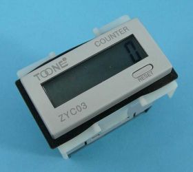 LICZNIK IMPULSÓW PANELOWY ZYC03-8VH 2,5m