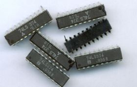 74374 74LS374 UKŁAD SCALONY