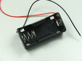 Pojemnik na baterie 1xR14 z kablem