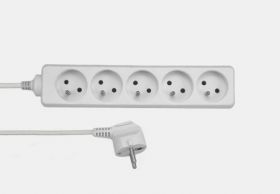 Przedłużacz 5 gniazd z uziemieniem 1.5m