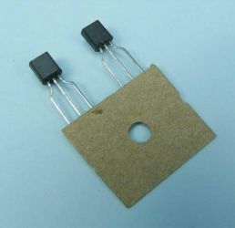 2SA-673 PNP 0,5A/50V/0,4W TO-92 TRANZYST