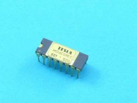 MDAC-08EC=DAC08EQ 8 BIT DIP-16 CA UKŁAD