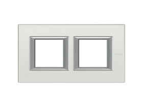 AXOLUTE Ramka 2 podwójna prostokątna pozioma 2X2 moduły srebrny HA4802M2HSAN LEGRAND