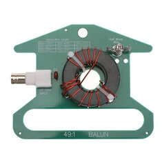 Transformator balun anteny odbiorczej HF 49:1 Złącze BNC żeńskie Zakres częstotliwości 5-35 MHz Moc 50 W Lekki