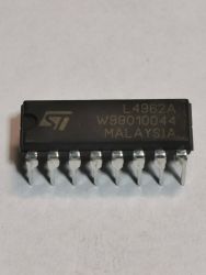 L4962A - UKŁAD SCALONY