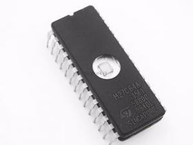 Pamięć EPROM 27C64 DIL28 (UV) ST 200ns