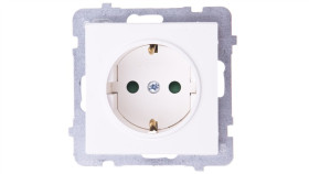 Sonata Gniazdo Pojedyncze Z/U Schuko Z Przesłonami Ecru Gp-1Rsp/M/27