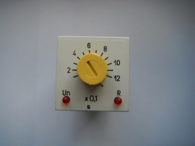 RTx-32 Przekaźnik czasowy x0,1s 220V 50Hz nastaw 0,1-1,2s