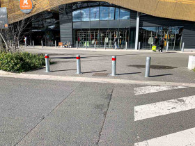 Słupek Słup Ø 90mm wysokość bariery 800mm Chromowany