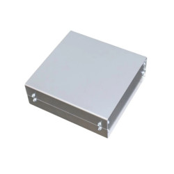 ZR185.180.65 - Malowana proszkowo czarna obudowa aluminiowa zr185.180.65