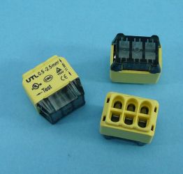 UC-42-06P SZYBKOZŁĄCZKA 24A/300V