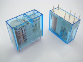 Przekaźnik 40.52.9.005.0000 FINDER 5VDC;8A;2P;st.AgNi;0.65W;odp.RM94P;