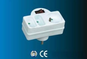 Rozgałęźnik elektryczny 1x2p+1o FZBK01/01-2