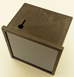 PP 15N obudowa tablicowa z norylu 96x96x70