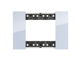 LIVING NOW Ramka 3 moduły - sky KA4803DA LEGRAND