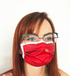 Maseczka ochronna czerwona z logo raspberry Pi