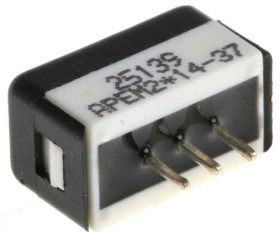 Przełącznik suwakowy, SPDT, montaż PCB, 1 A przy 30 V DC, -40 → +85°C, APEM