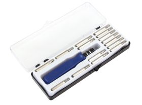 Zestaw bitów 16 elementów + wkrętak