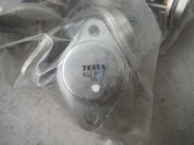 Tranzystor KU 607 Tesla ku607