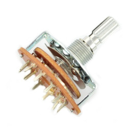 Przełącznik obrotowy 12-pozycji / 1 obwód - 37mm