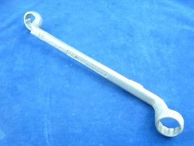 KLUCZ OCZKOWY 28x26 DWUSTRONNY