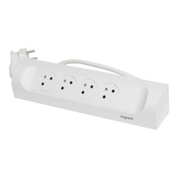 HELMO Przedłużacz narożny 4x2P+Z z przewodem 1.0m 3x1.5 mm2 biały 049404