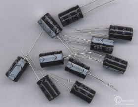 10uF/400V/105C (OPAK. 10 SZT.) KONDENSATOR ELEKTROLITYCZNY