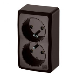 BERG Gniazdo podwójne z uziemieniem n/t 2x2P+Z 16A brązowy 3743-05