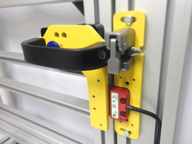 Śruba ze sprężyną do bramy 210060, IDEM Metal odlewany, stal nierdzewna 78 x 195mm