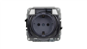 Trend Gniazdo Bryzgoszczelne Z/U Schuko (Klapka Dymna) Srebrny Metalik 7Gpb-1Sdp