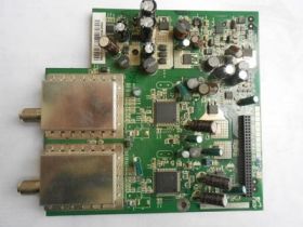 Podwójna głowica satelitarna DVB-S2 tunera nBox BSLA (ADB-5800SX)