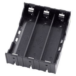 Koszyk na akumulatory 3x 18650 THT